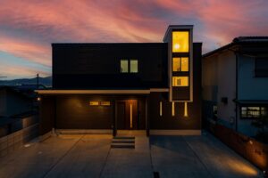 北九州　大窓 注文住宅 外観　イコーハウス