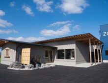 北九州　店舗デザイン　素朴・ナチュラルな軒が深い和風モダン平屋建築　施工イコーハウス