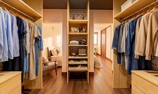 ウォークインクローゼット：北九州の工務店イコーハウス